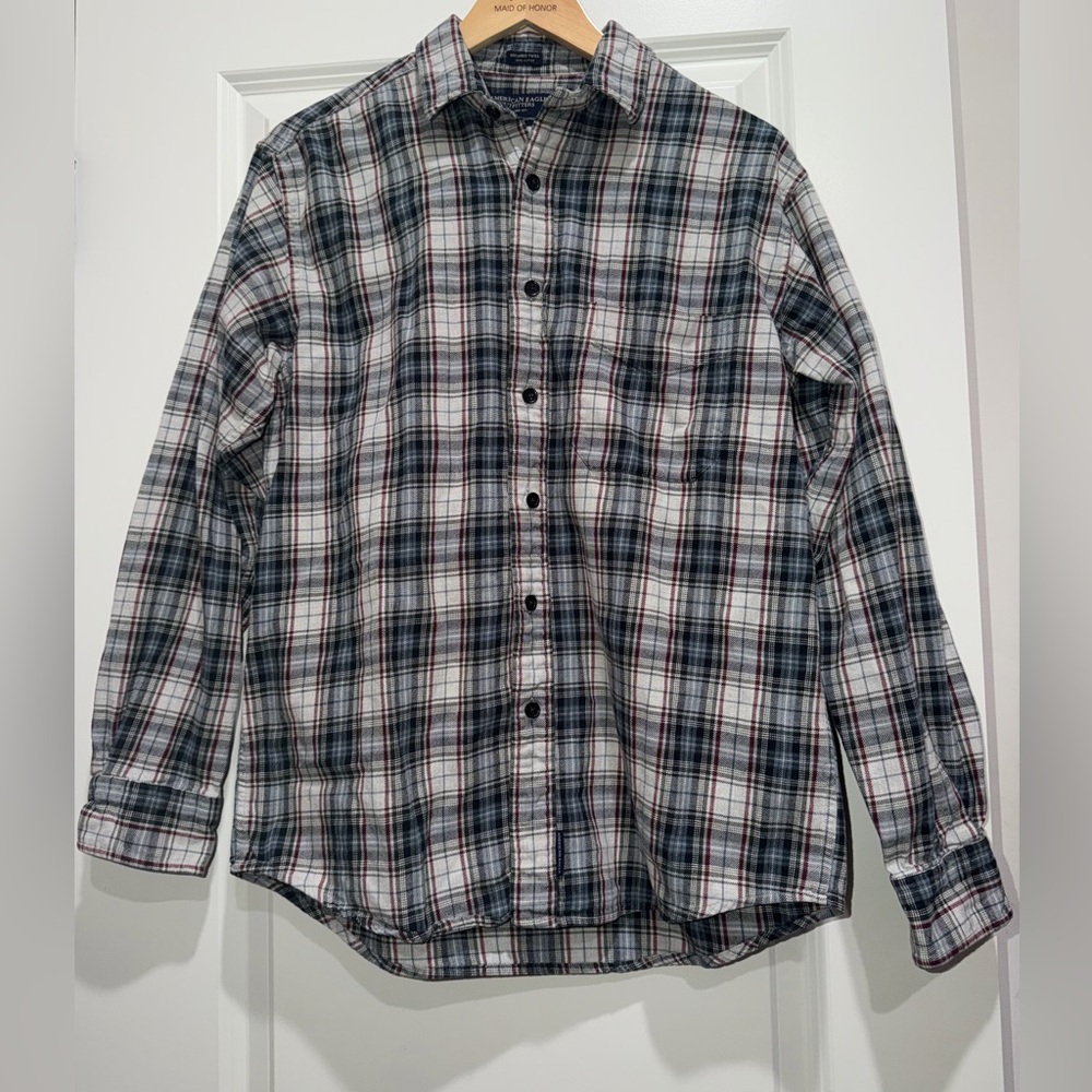 American Eagle Men’s Flannel Button Up Navy‎ Plaid Shirt Small